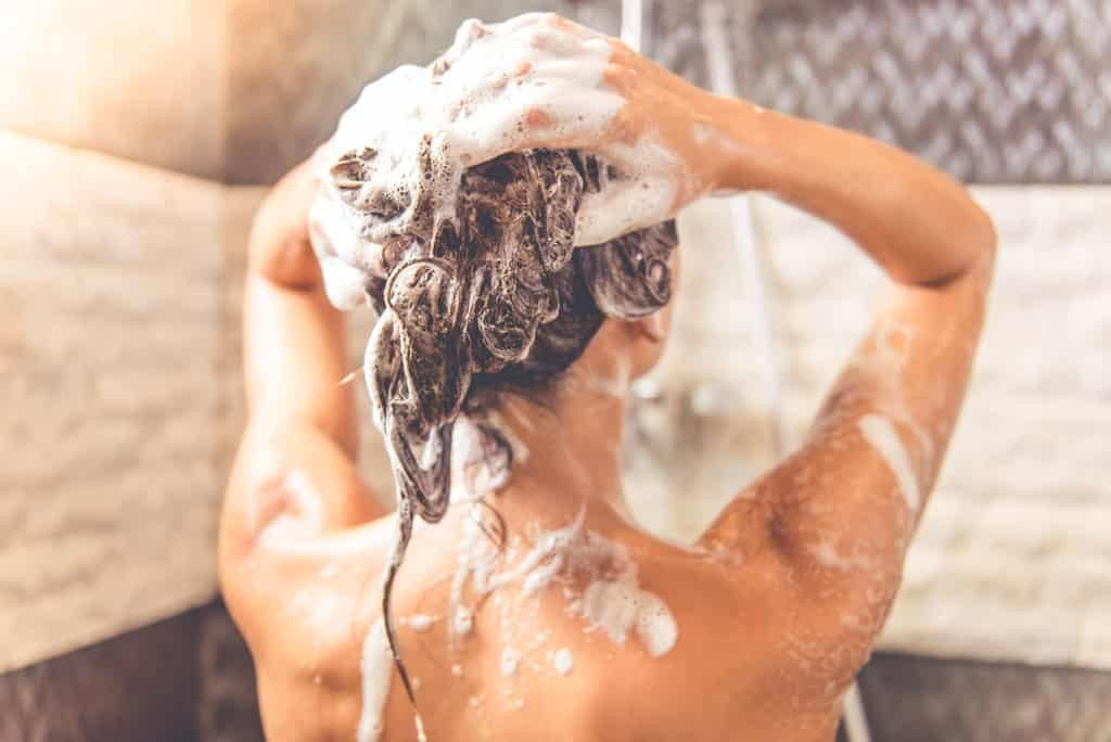 scopri se lavi i tuoi capelli nel modo giusto!